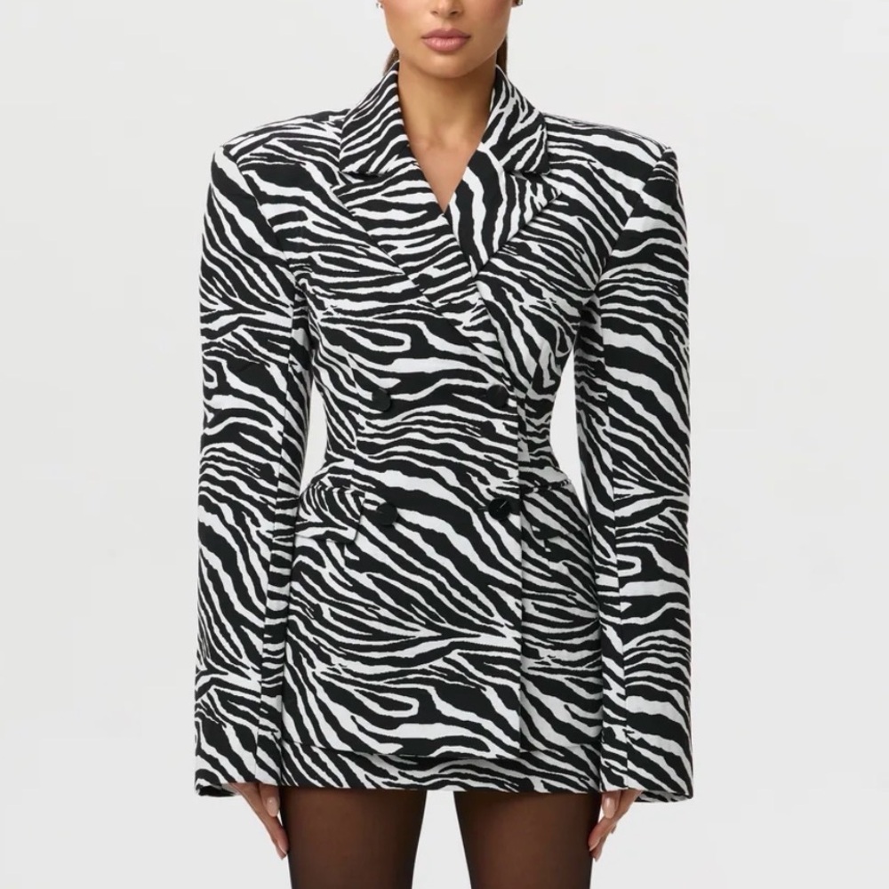 naked wardrobe Black and White Zebra Print Blazer